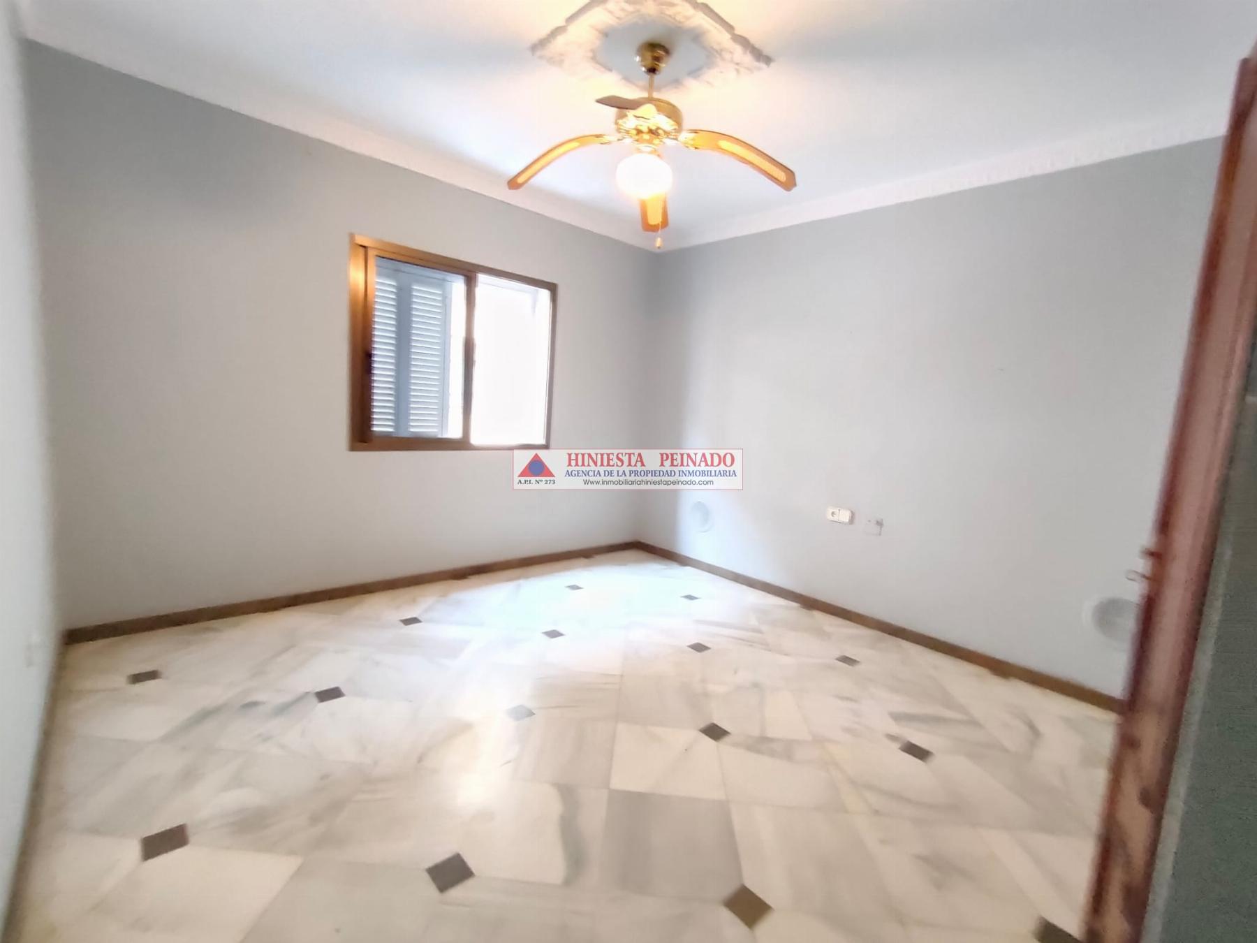 For sale of house in El Puerto de Santa María