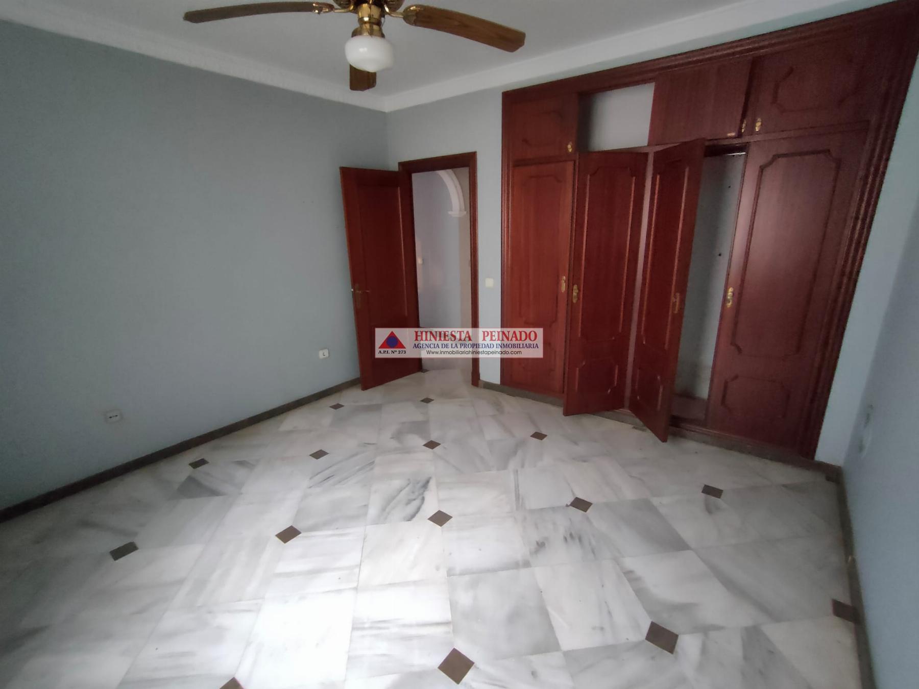 For sale of house in El Puerto de Santa María