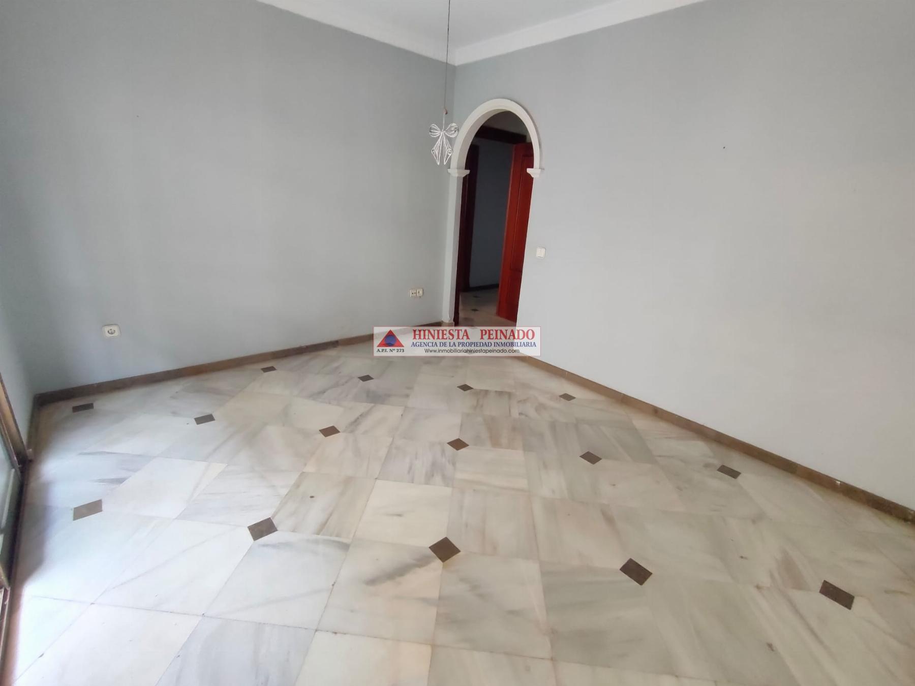 For sale of house in El Puerto de Santa María