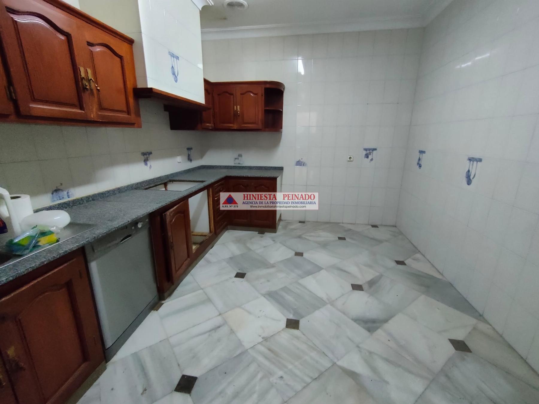 For sale of house in El Puerto de Santa María