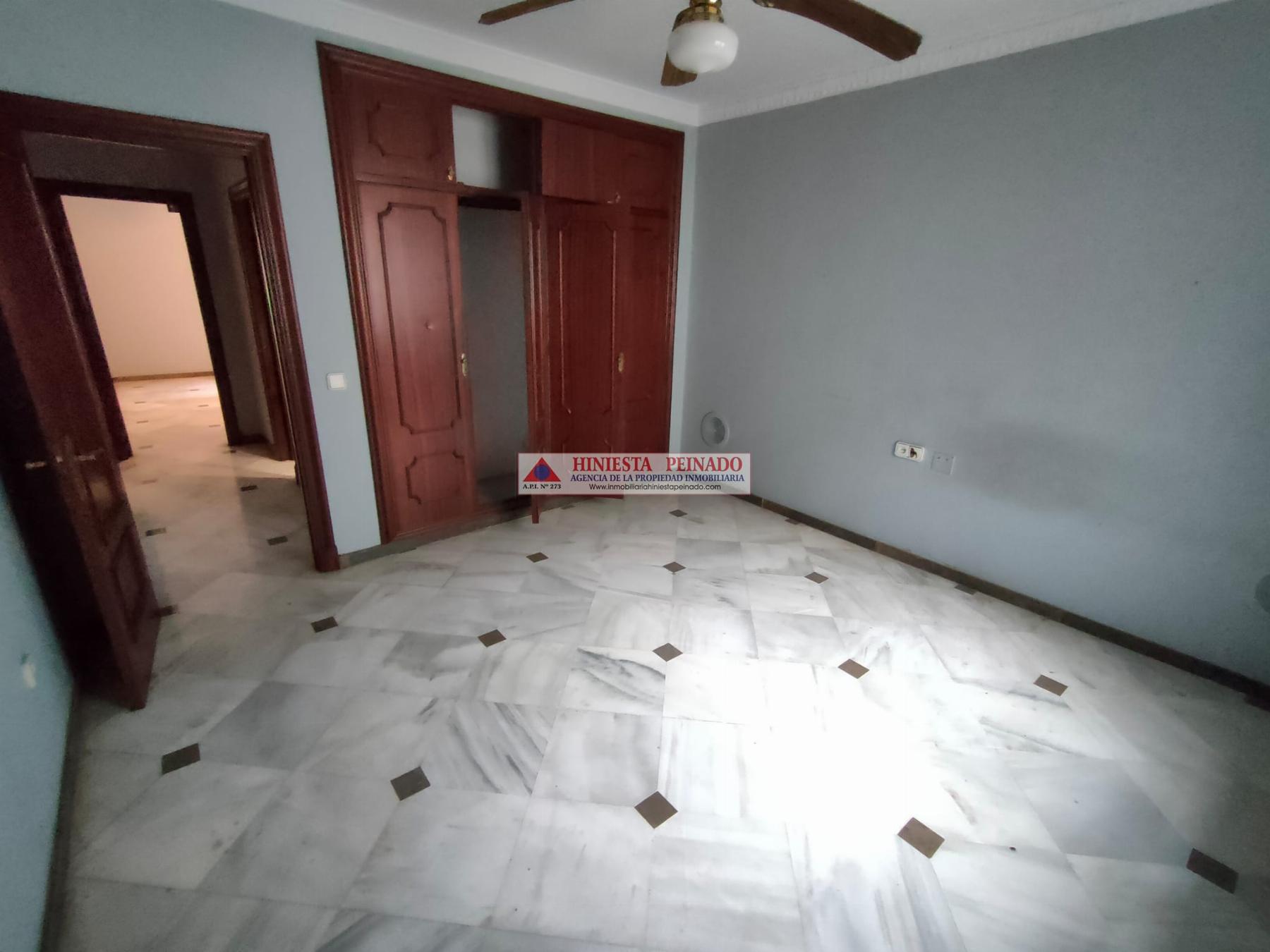 For sale of house in El Puerto de Santa María