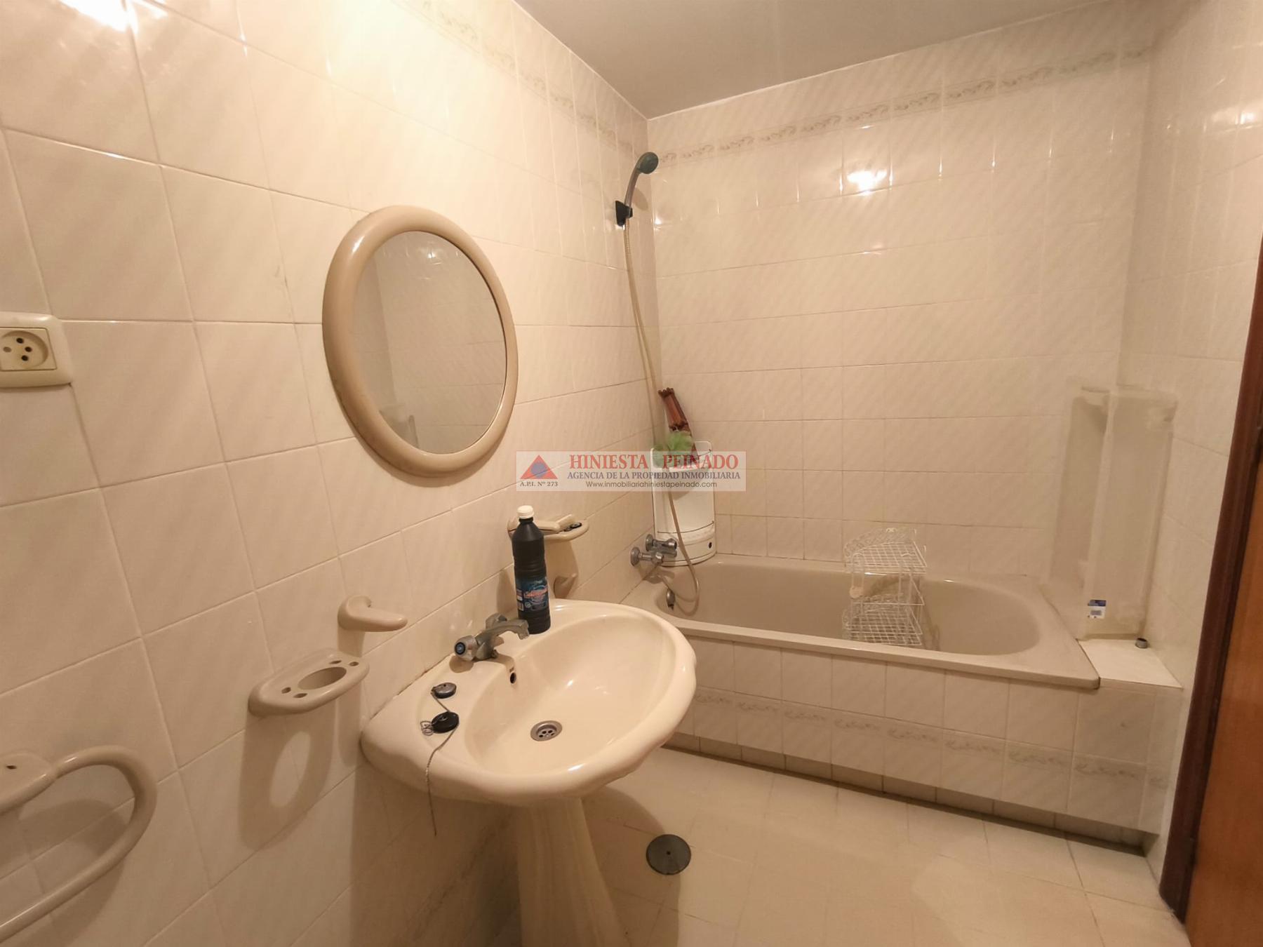 For sale of flat in El Puerto de Santa María