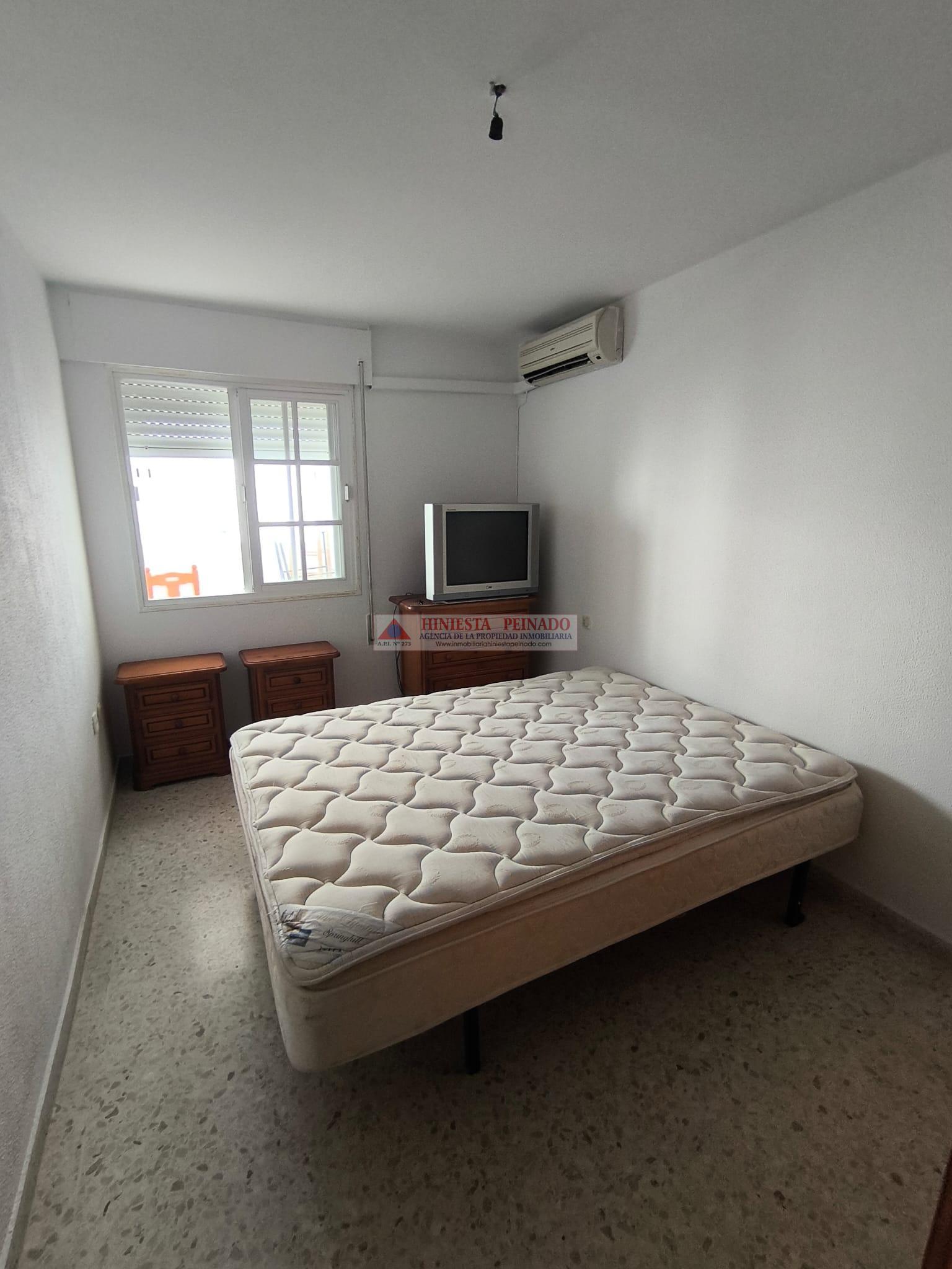 For sale of flat in El Puerto de Santa María