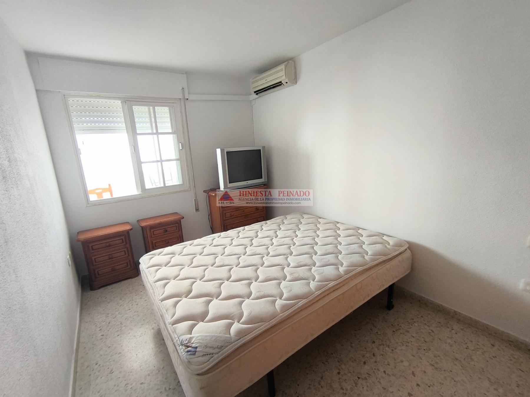 For sale of flat in El Puerto de Santa María