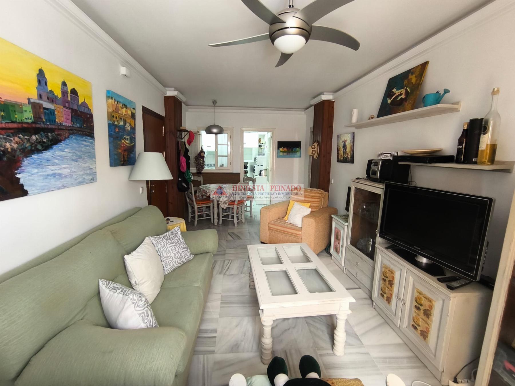 For sale of flat in El Puerto de Santa María