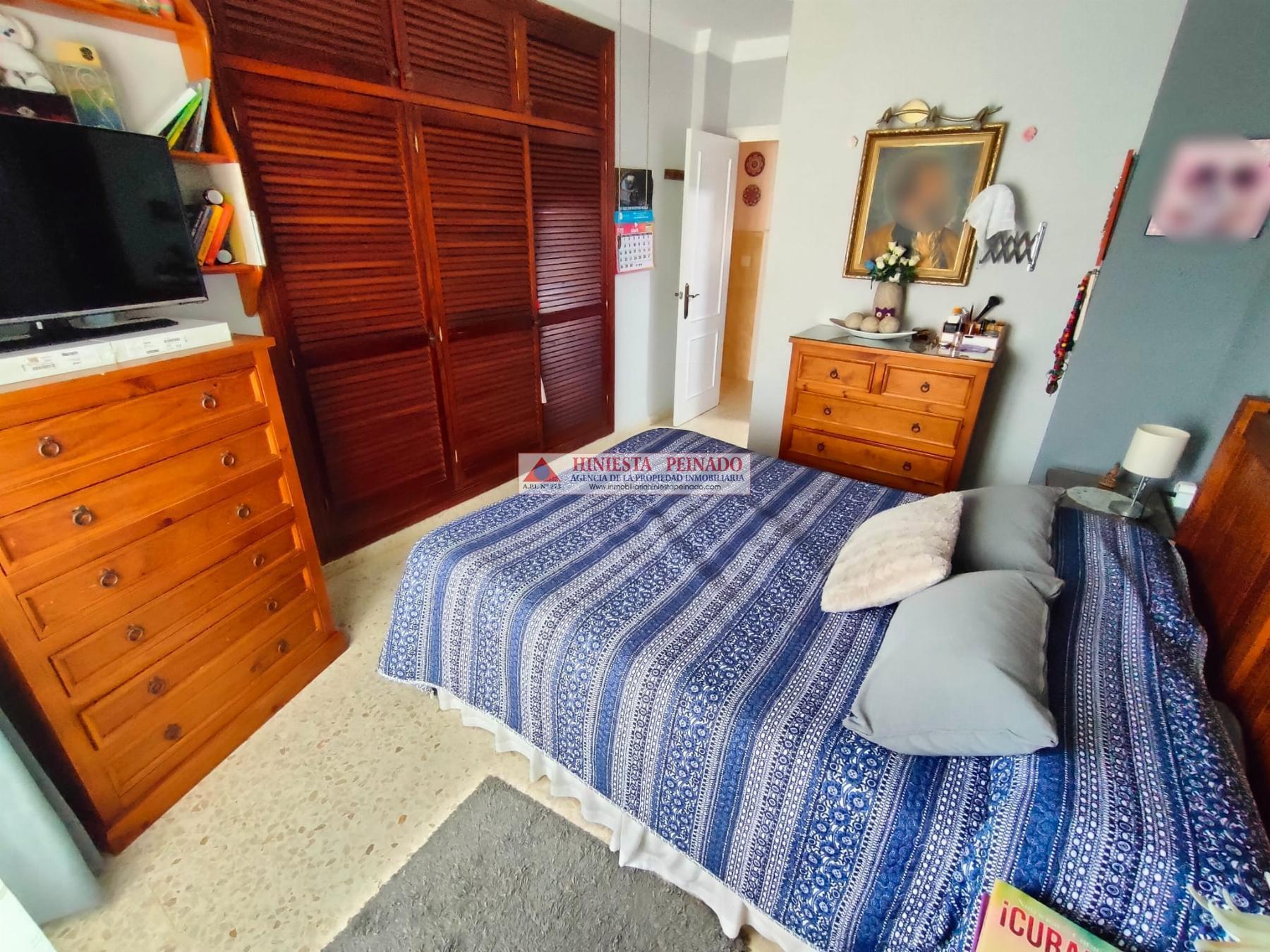For sale of house in El Puerto de Santa María