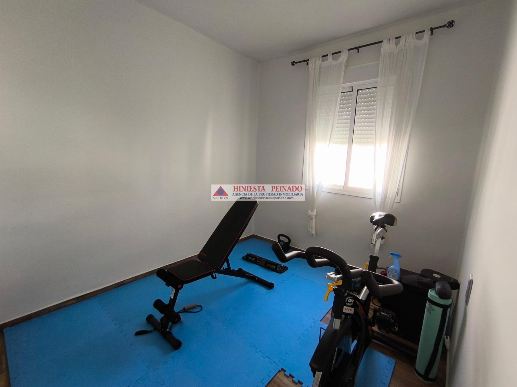 For sale of flat in El Puerto de Santa María