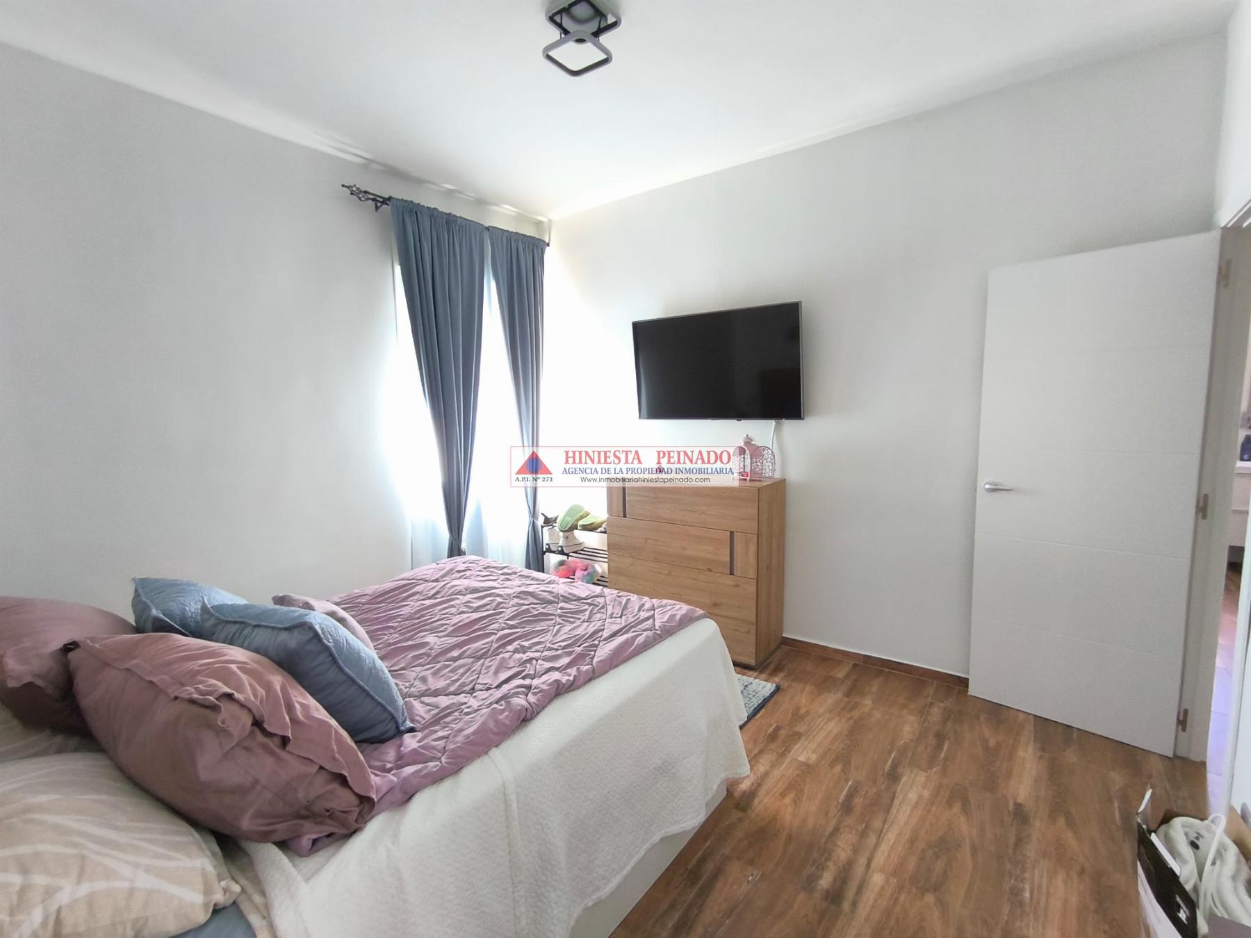For sale of flat in El Puerto de Santa María