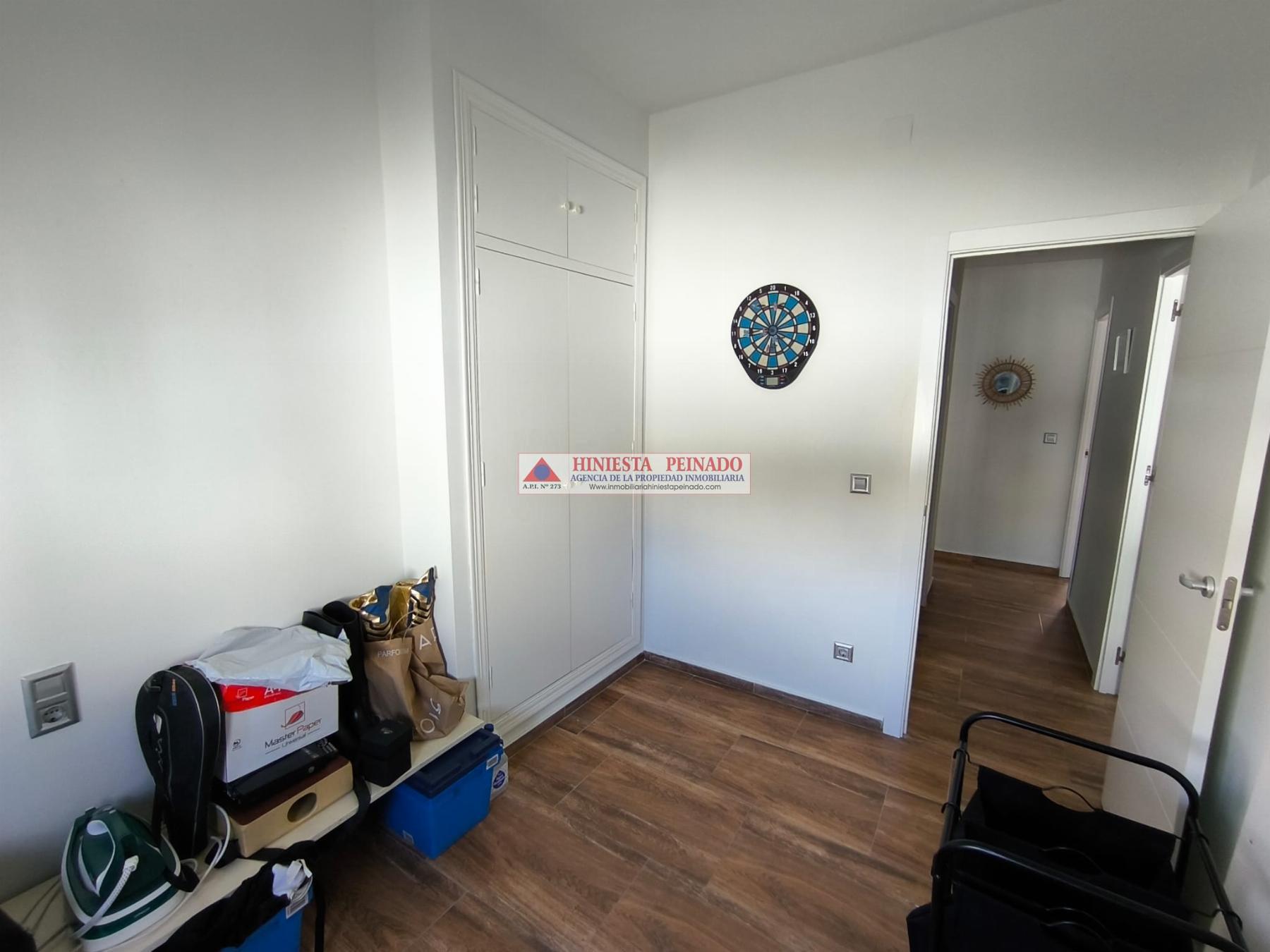 For sale of flat in El Puerto de Santa María