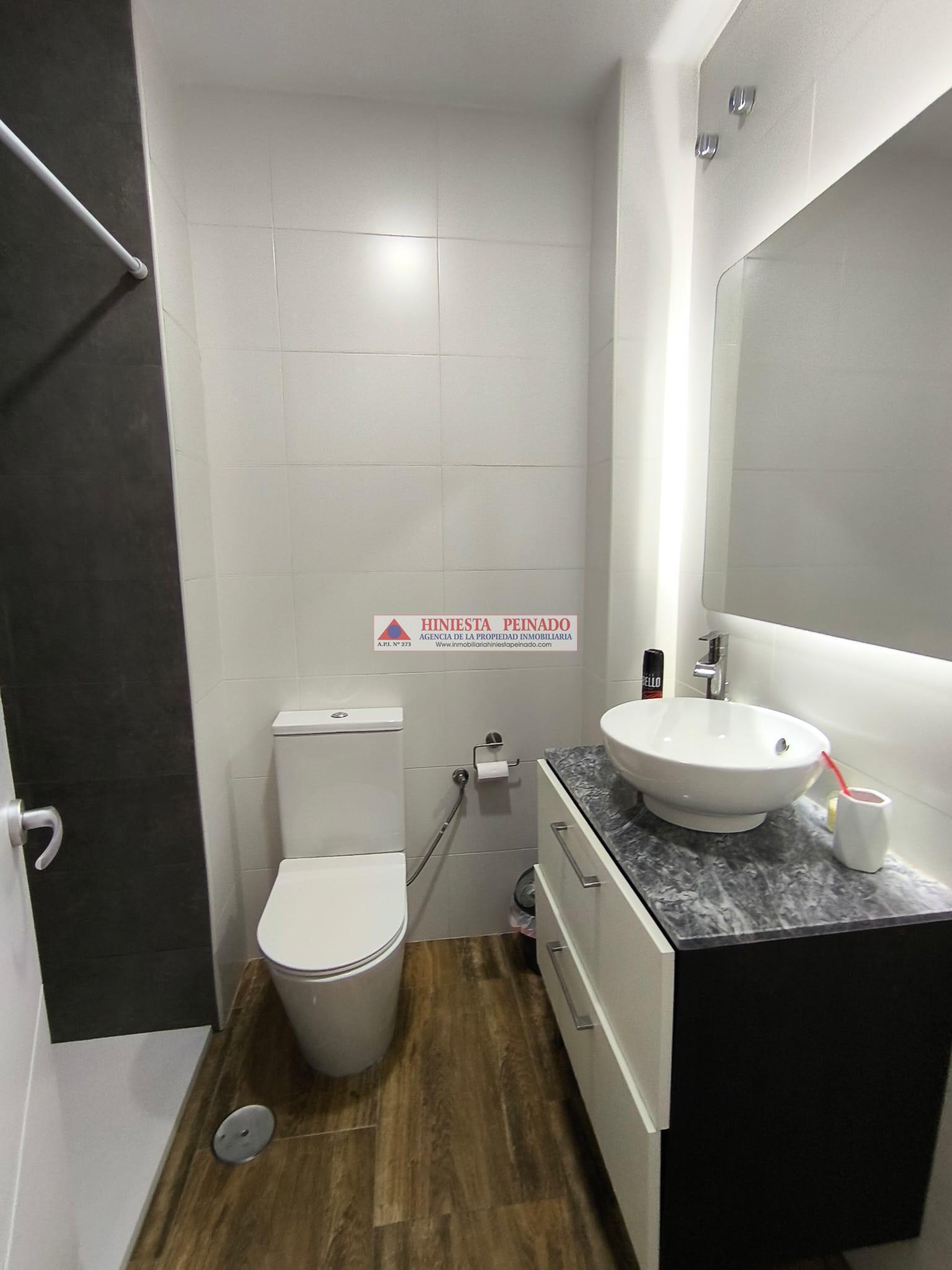 For sale of flat in El Puerto de Santa María