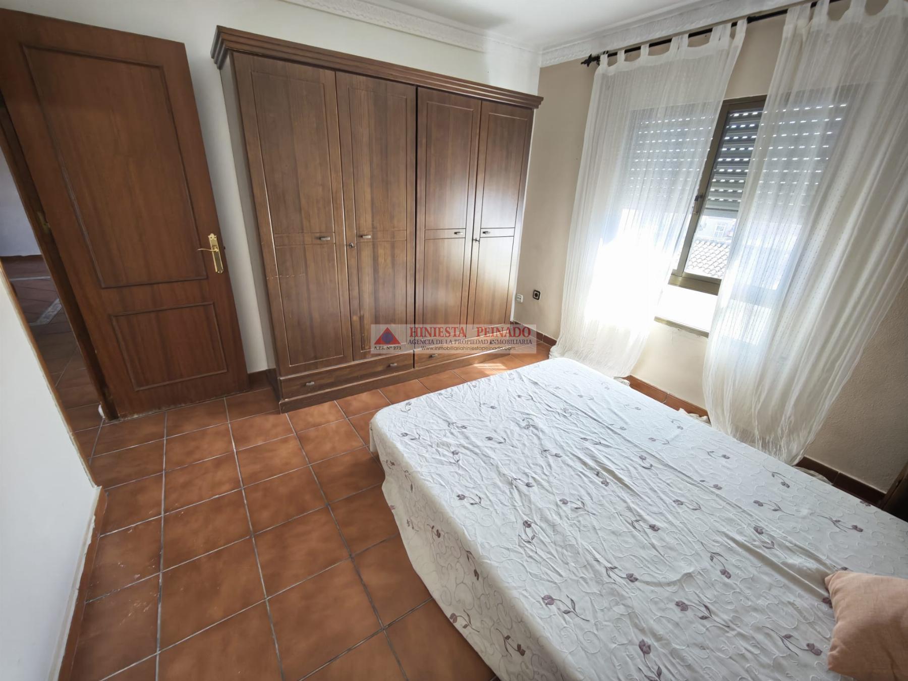 For sale of flat in El Puerto de Santa María