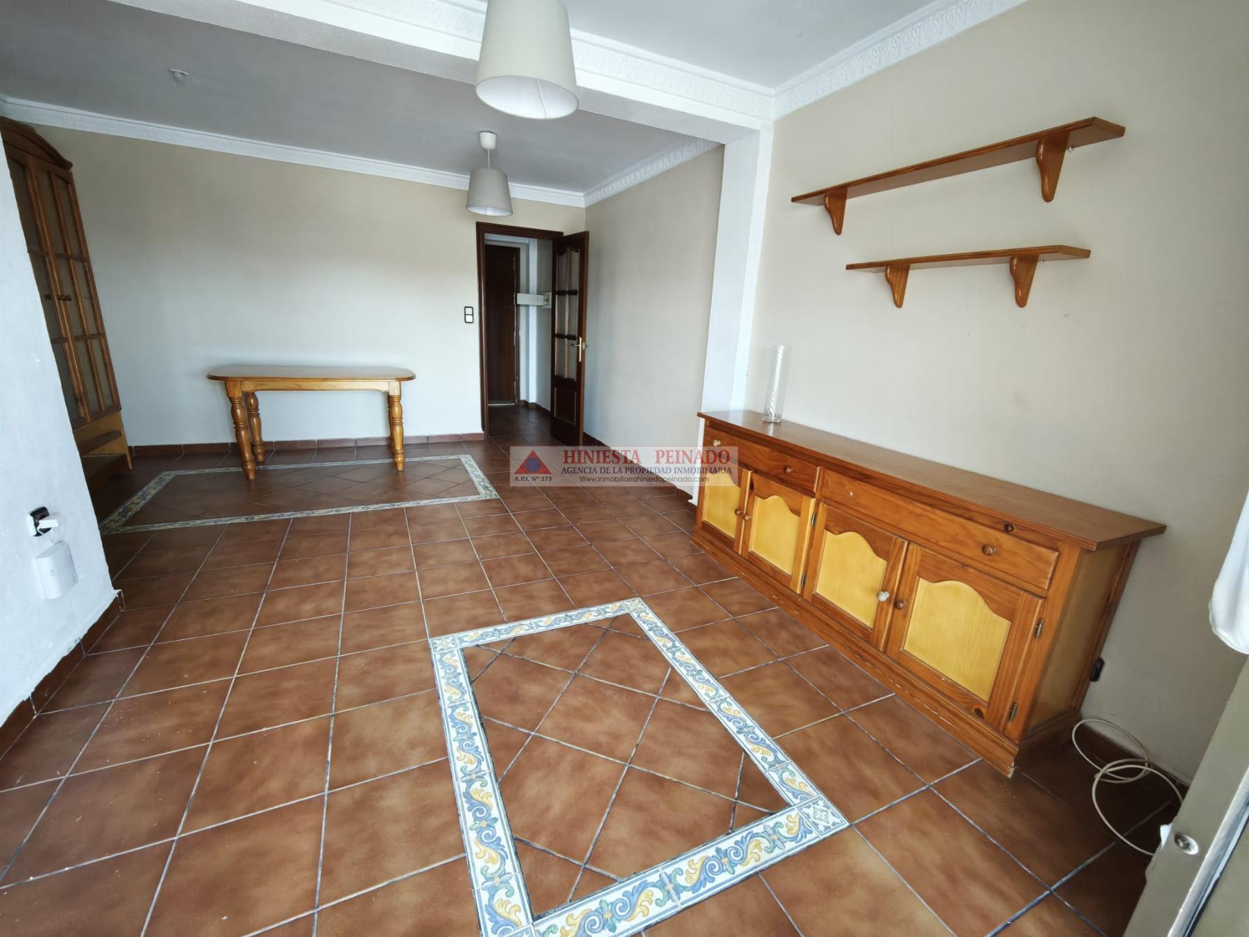 For sale of flat in El Puerto de Santa María
