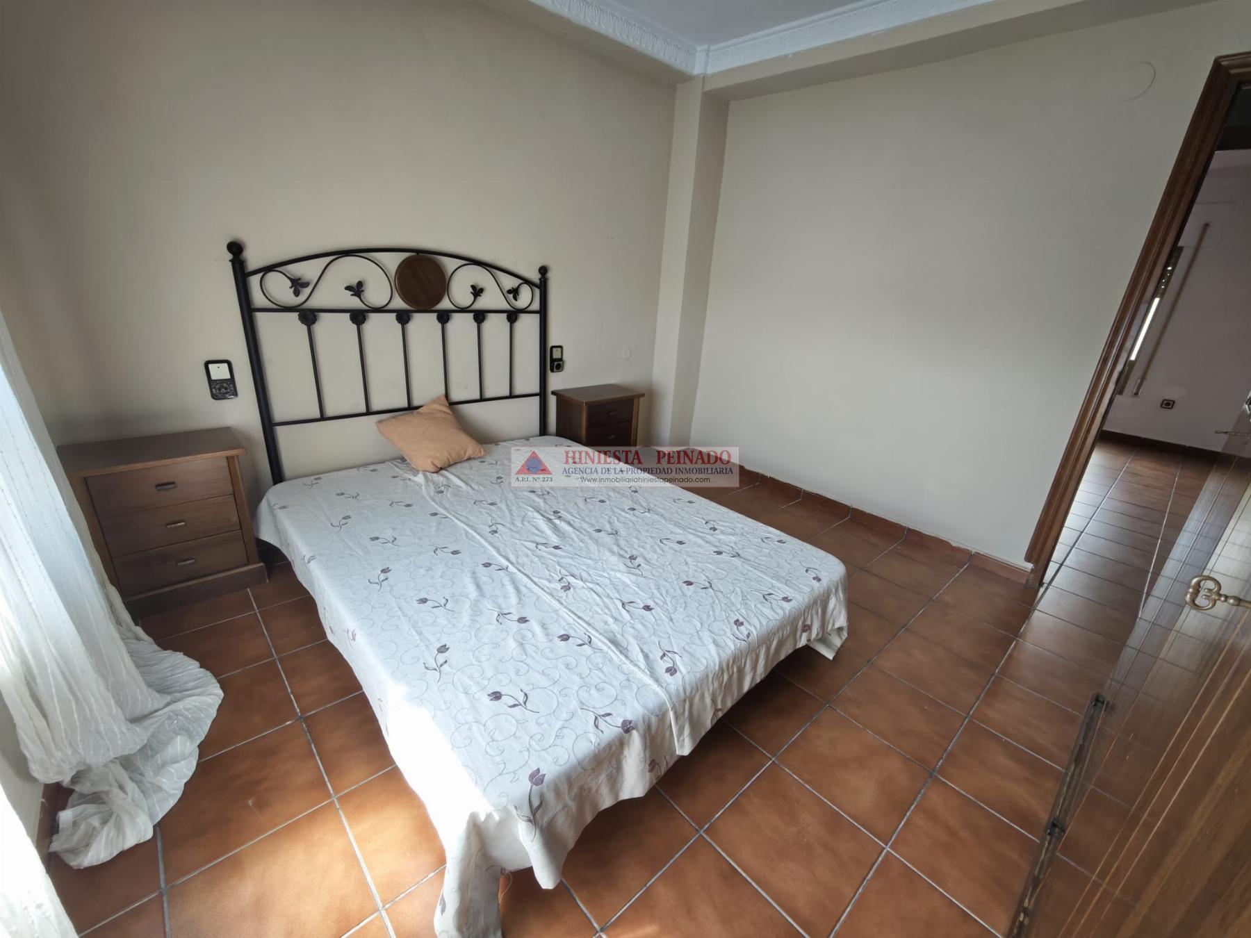 For sale of flat in El Puerto de Santa María