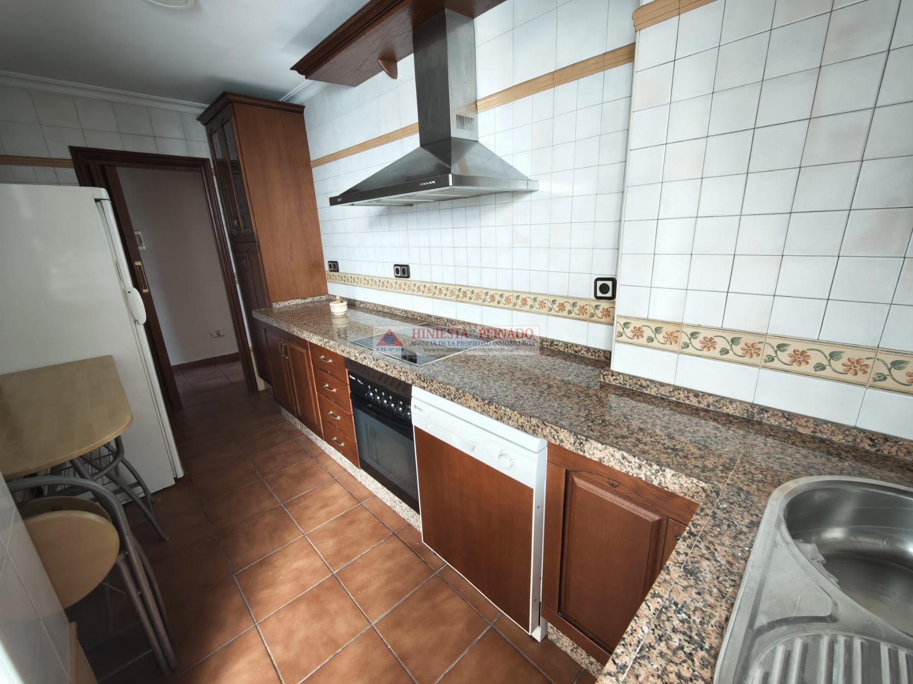 For sale of flat in El Puerto de Santa María