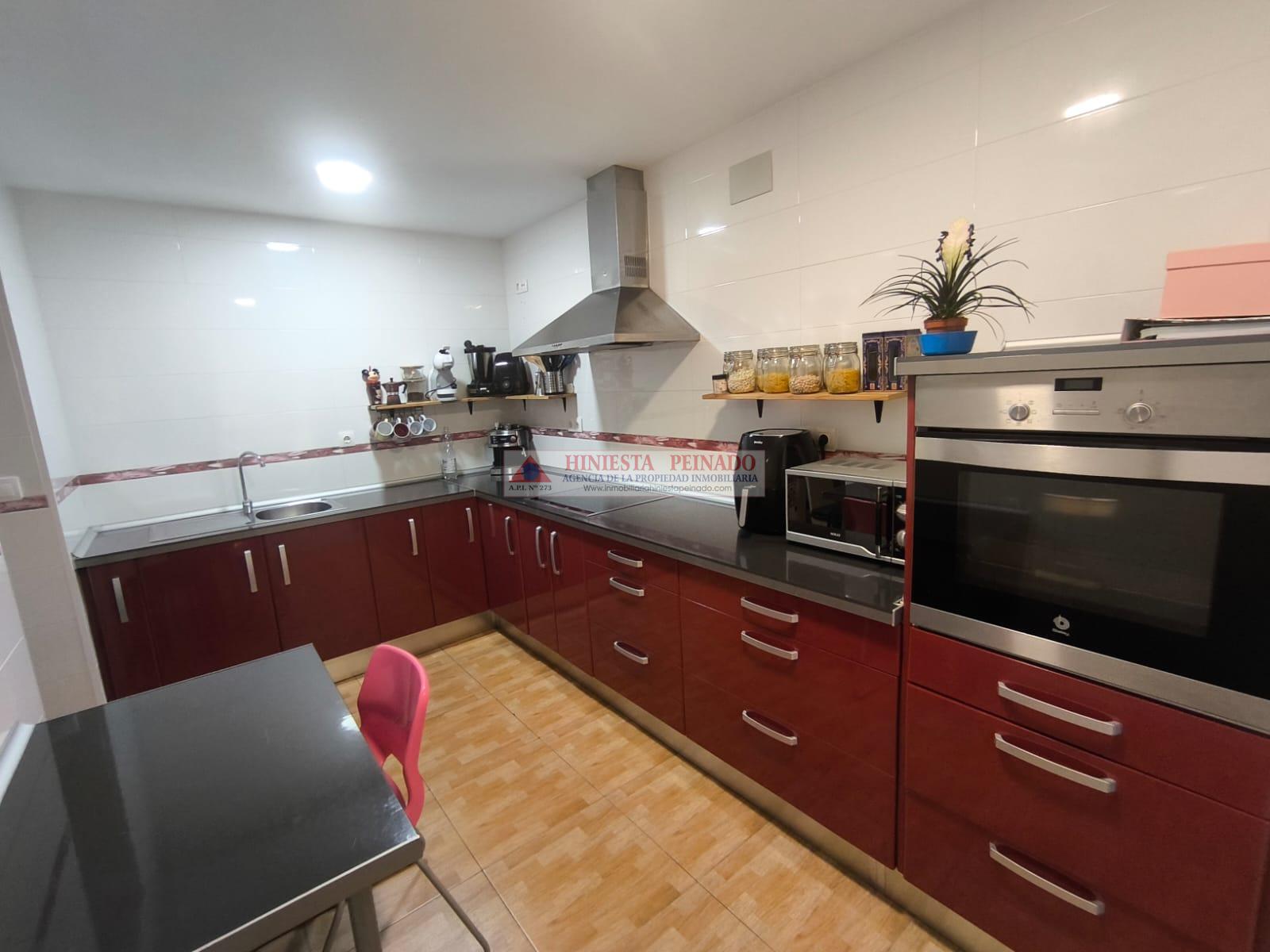 For sale of flat in El Puerto de Santa María