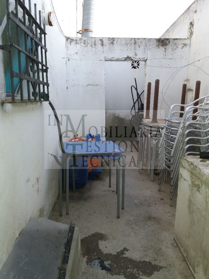 Venta de local comercial en El Puerto de Santa María