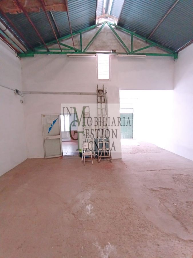 Venta de local comercial en El Puerto de Santa María