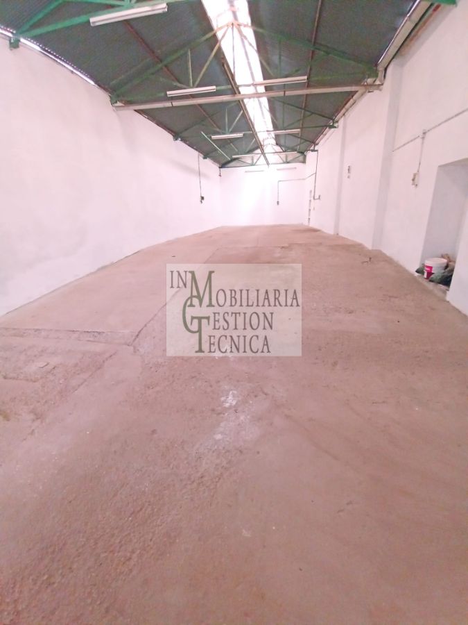 Venta de local comercial en El Puerto de Santa María