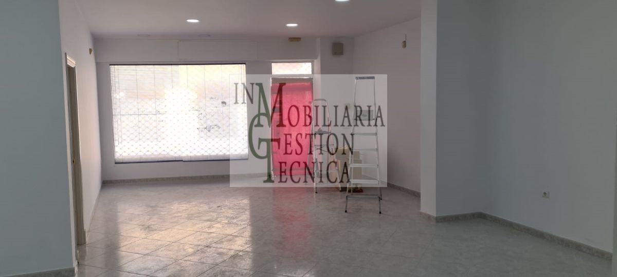 Venta de local comercial en El Puerto de Santa María