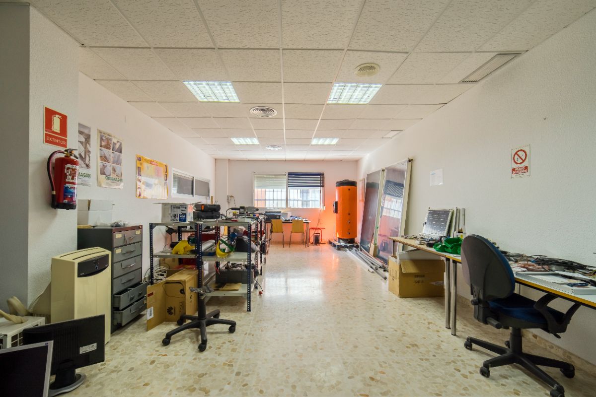 Venta de nave industrial en Mairena del Aljarafe