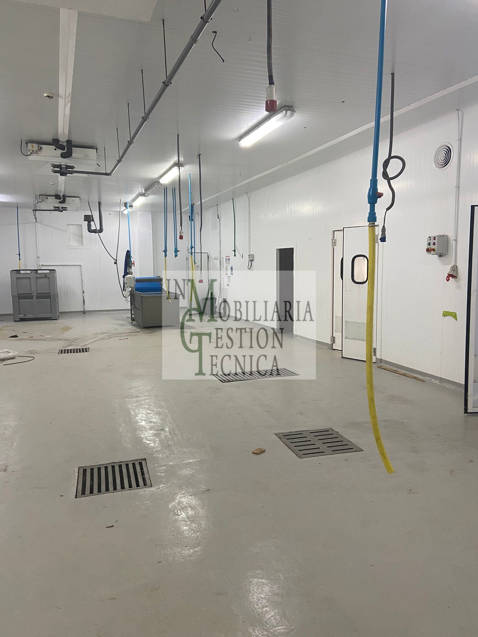 Venta de nave industrial en El Puerto de Santa María