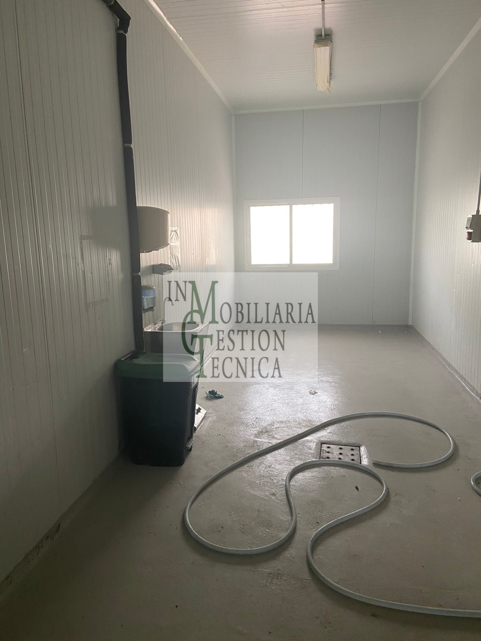 Venta de nave industrial en El Puerto de Santa María