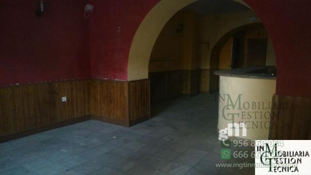 Venta de local comercial en El Puerto de Santa María
