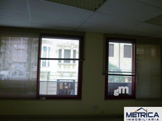 For sale of office in Salamanca