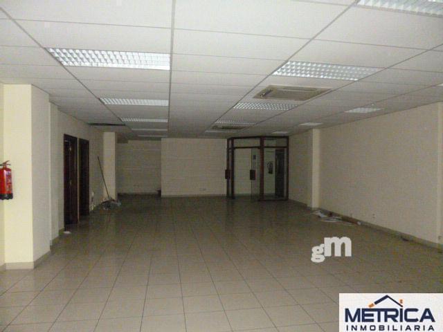 For sale of office in Salamanca