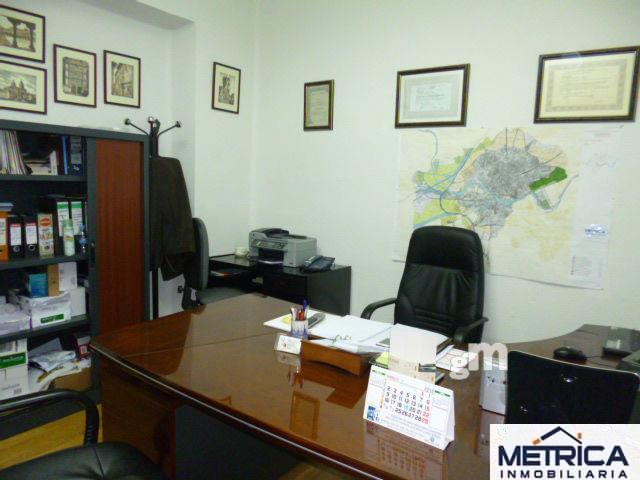 For rent of office in Salamanca