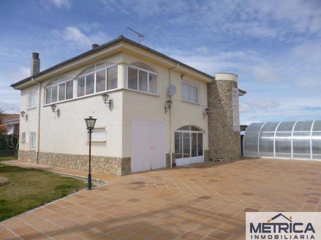 Chalet en venta en Urb El porvenir, Castellanos de Villiquera