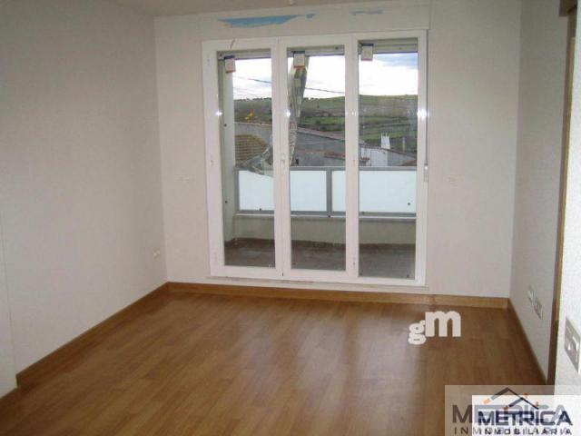 For sale of flat in Mozárbez
