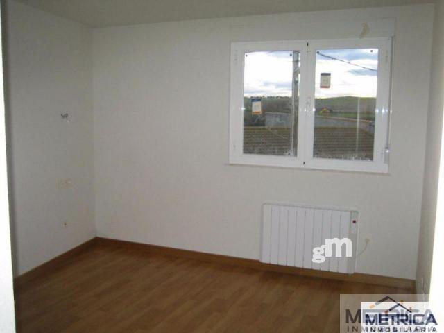 For sale of flat in Mozárbez