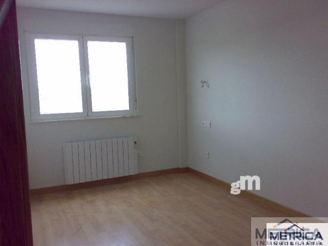 For sale of flat in Mozárbez