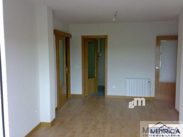 For sale of flat in Mozárbez