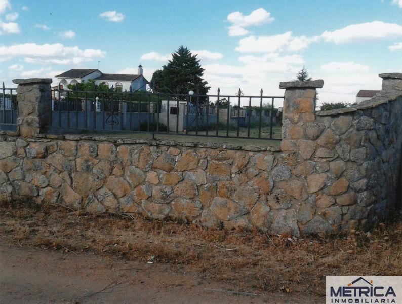 For sale of land in Salamanca