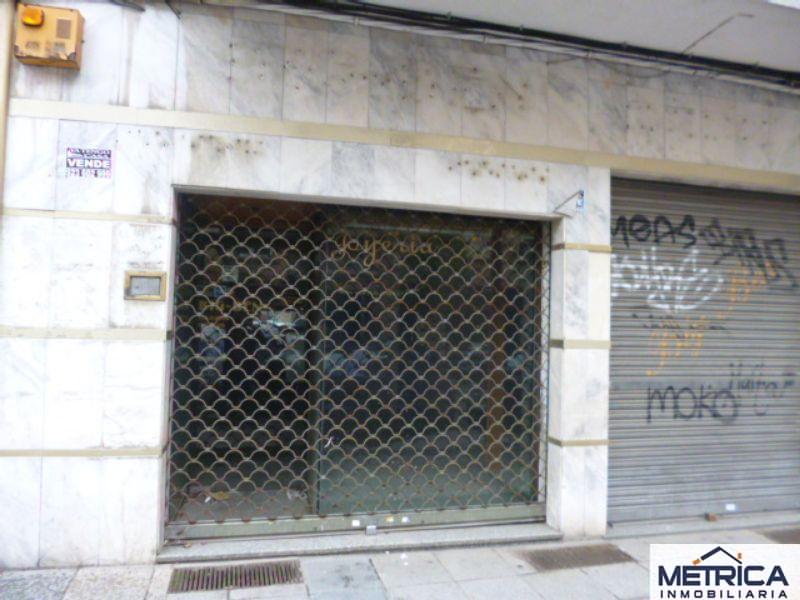 Venta de local comercial en Salamanca