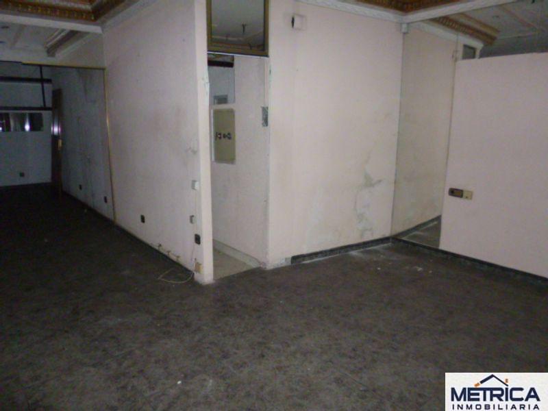 For sale of commercial in Salamanca