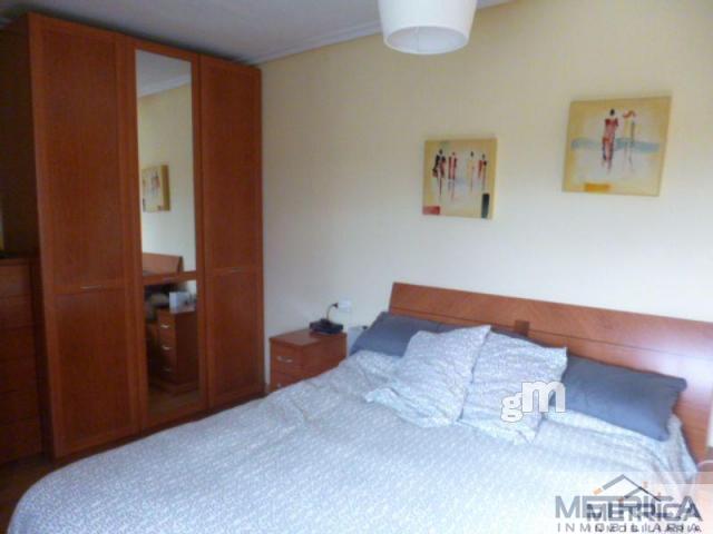 For sale of flat in Terradillos