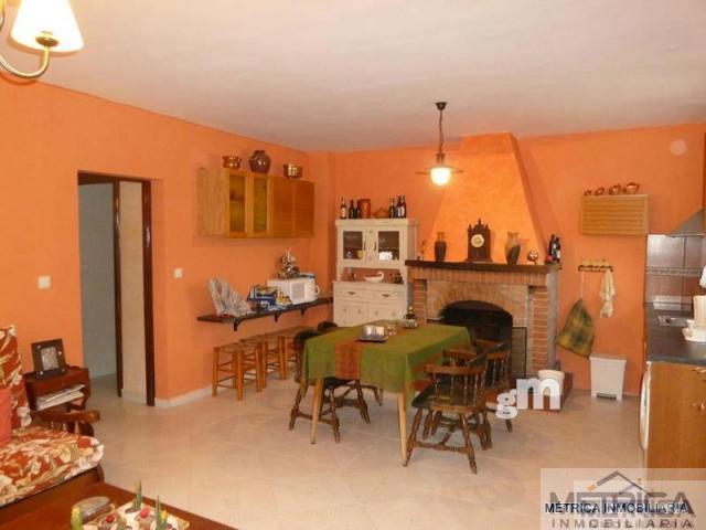 Venta de chalet en Calzada de Valdunciel