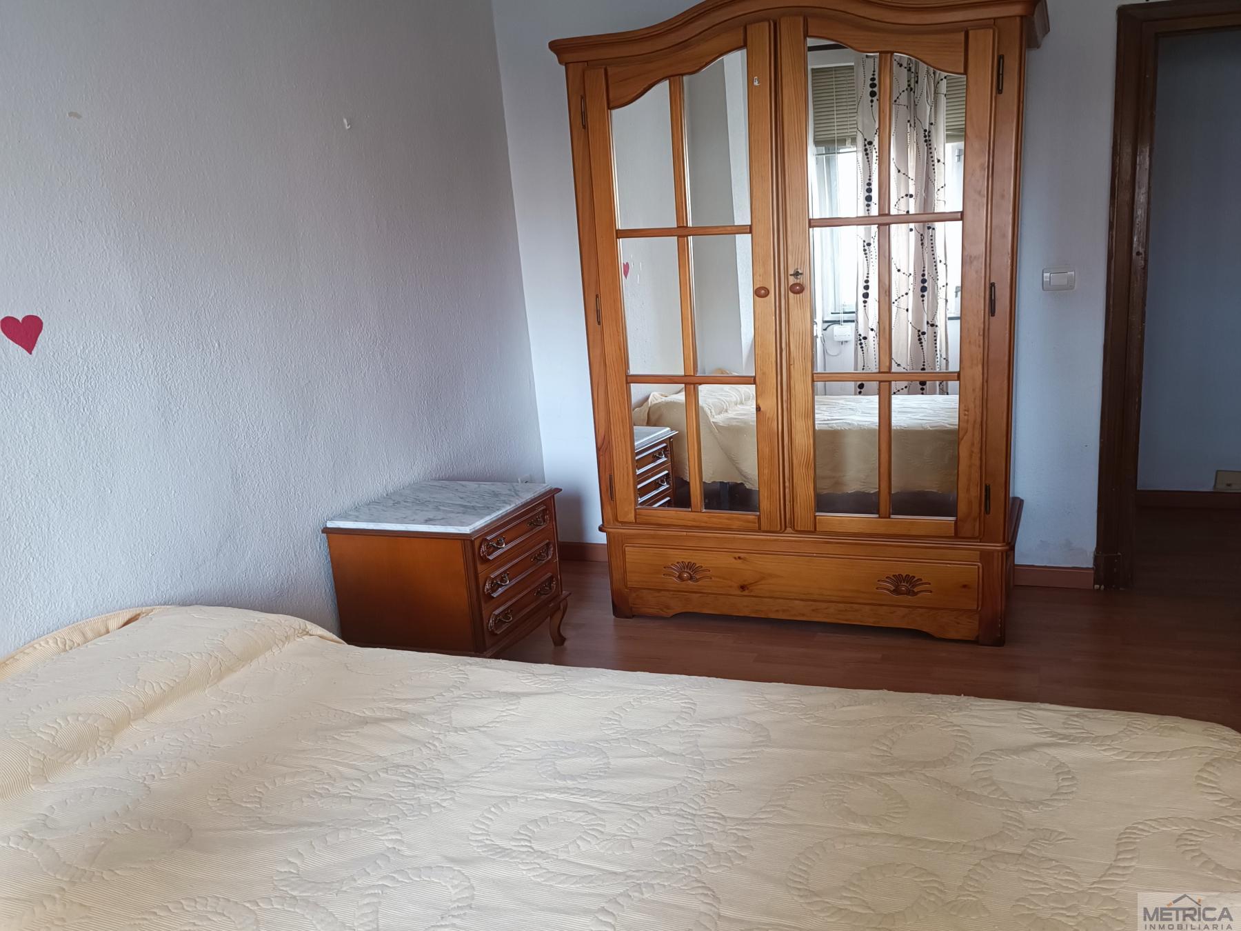 For sale of flat in Salamanca