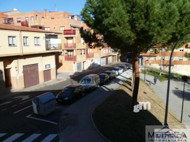 For sale of flat in Salamanca