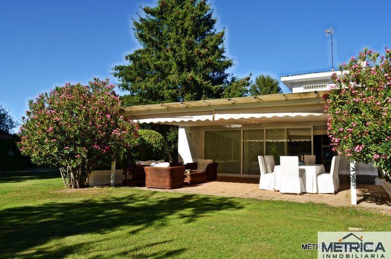 For sale of chalet in Santa Marta de Tormes