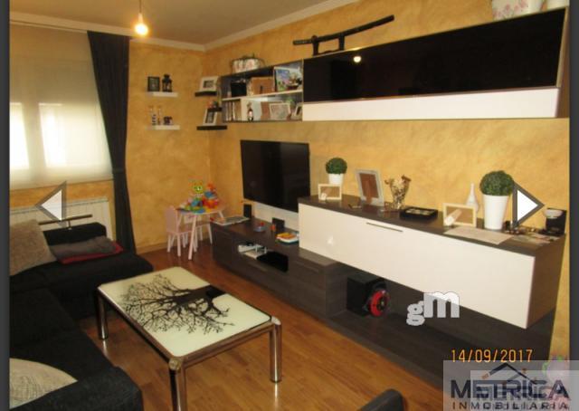 For sale of flat in San Cristóbal de la Cuesta