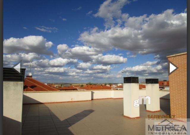 For sale of flat in San Cristóbal de la Cuesta