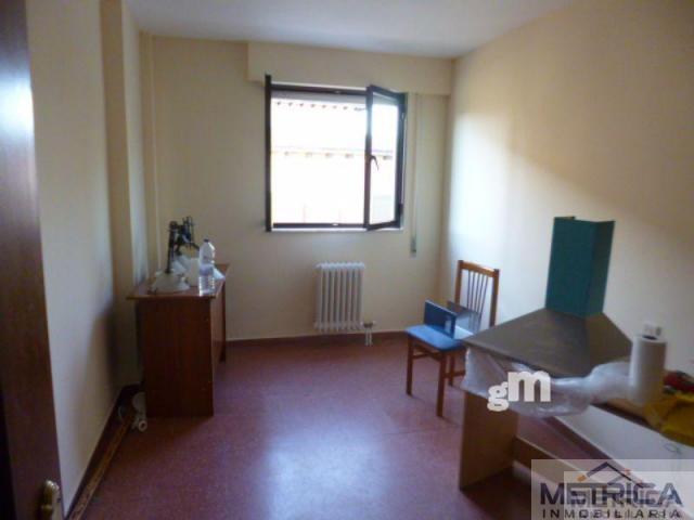 For sale of flat in Salamanca