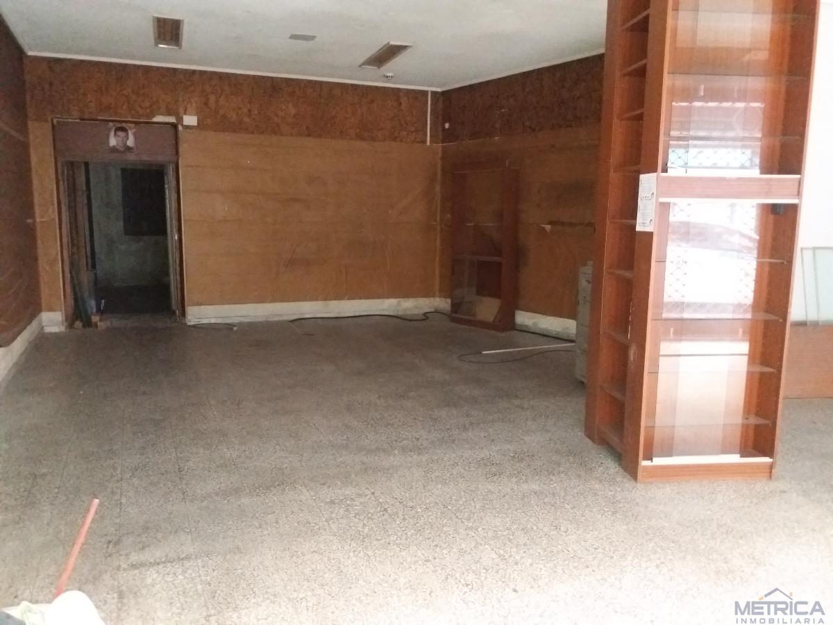 Venta de local comercial en Salamanca