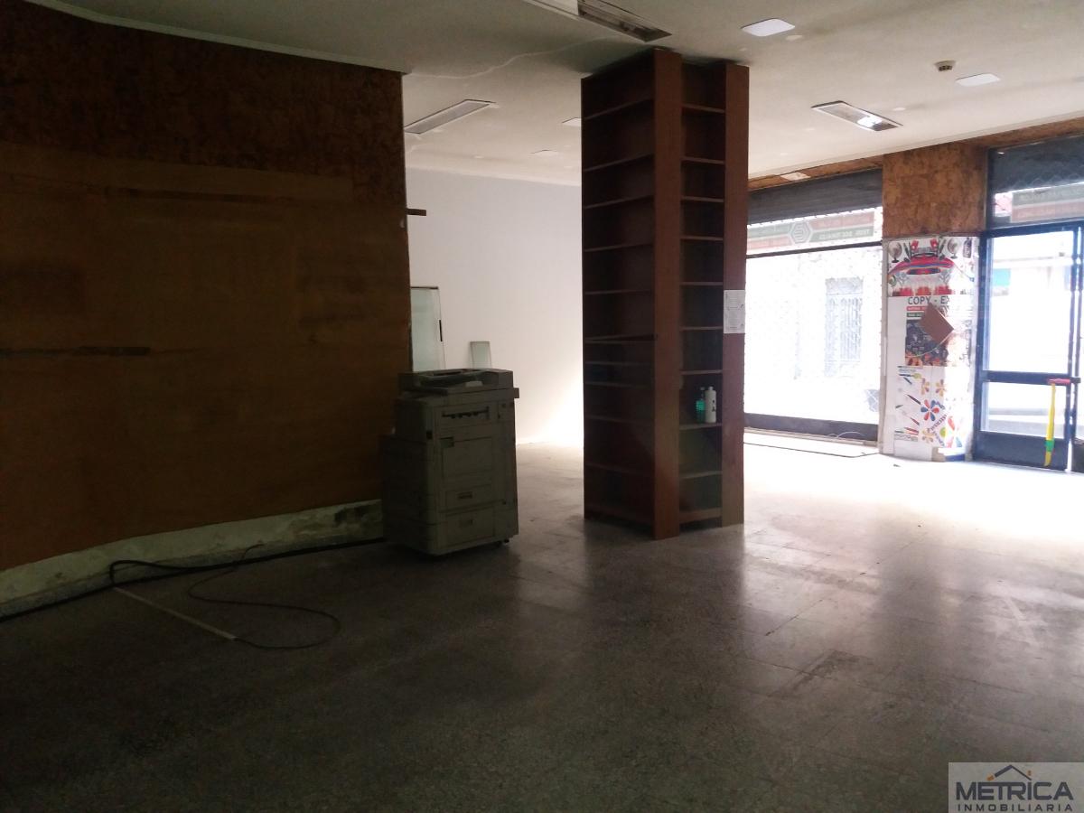 Venta de local comercial en Salamanca