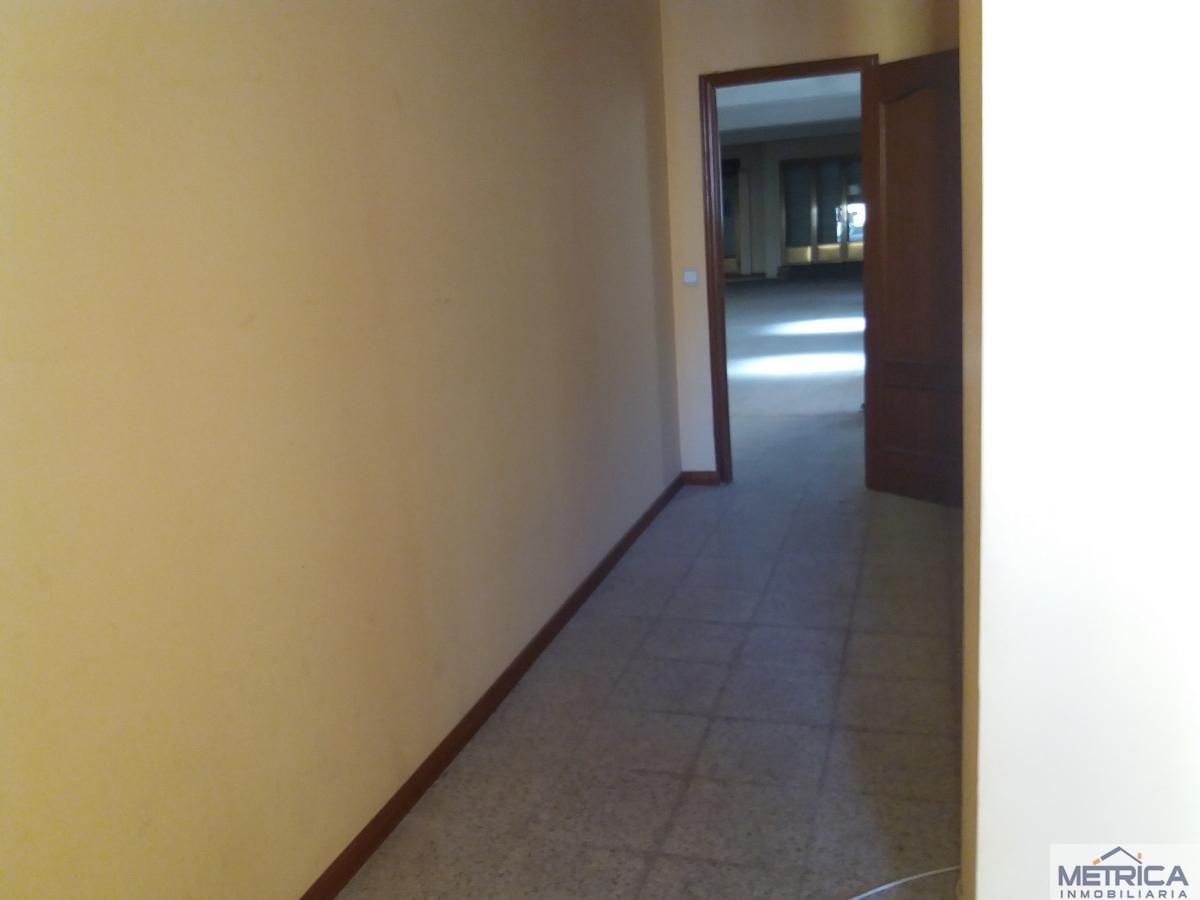 Venta de local comercial en Salamanca