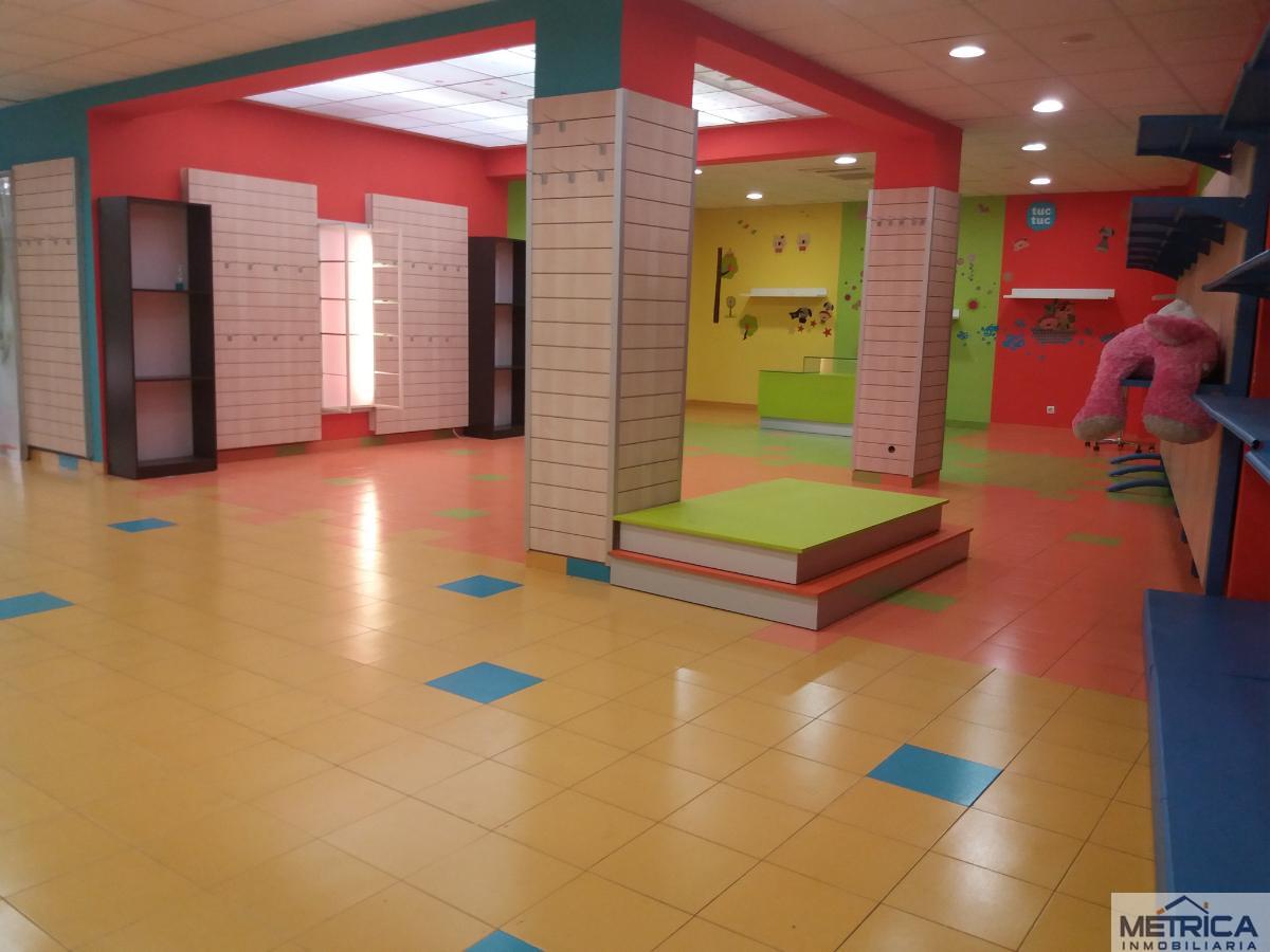 Venta de local comercial en Salamanca